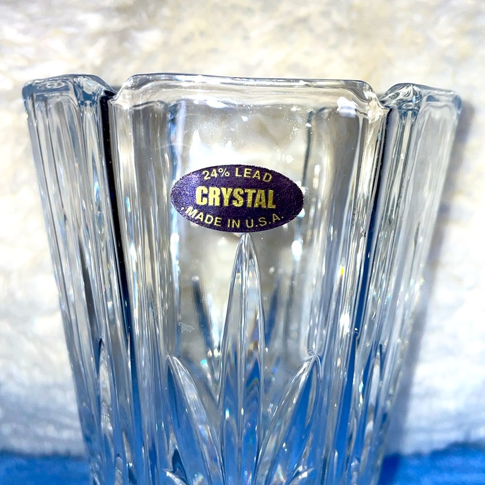 Vintage Crystal Vase.  Cut Glass.  24% Lead Crystal. - Picture 2 of 8
